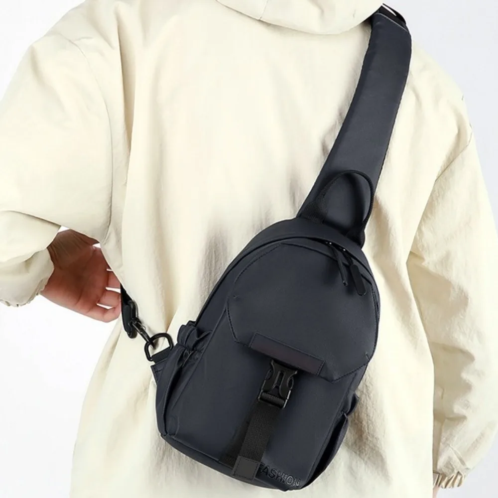 

Simple Large Capacity Men Chest Bag Wide Strap Zipper Shoulder Bag Men Storage Daypack Nylon Messenger Bag Men Women