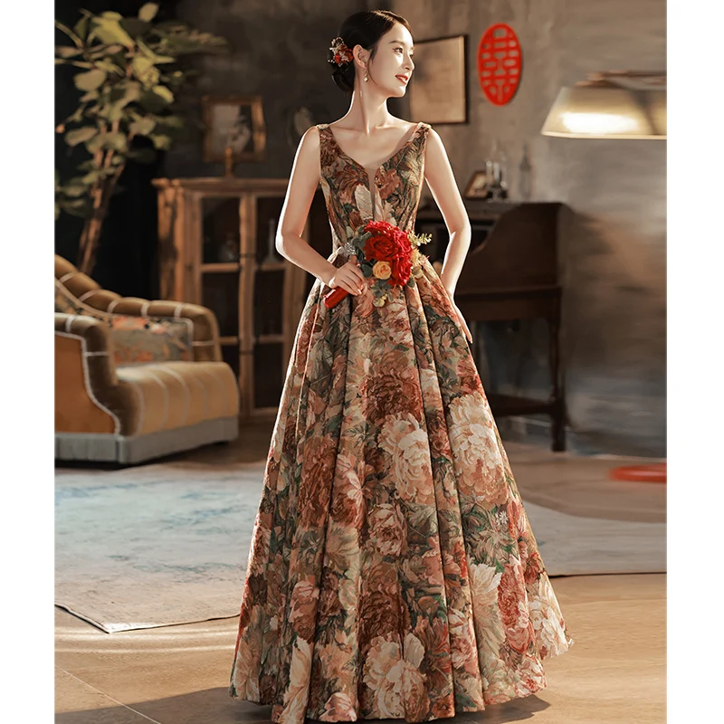 Luxury Satin Evening Dresses Long Elegant Shoulder Straps V-Neck Sleeveless Floor-Length Backless Women Celebrity Gowns