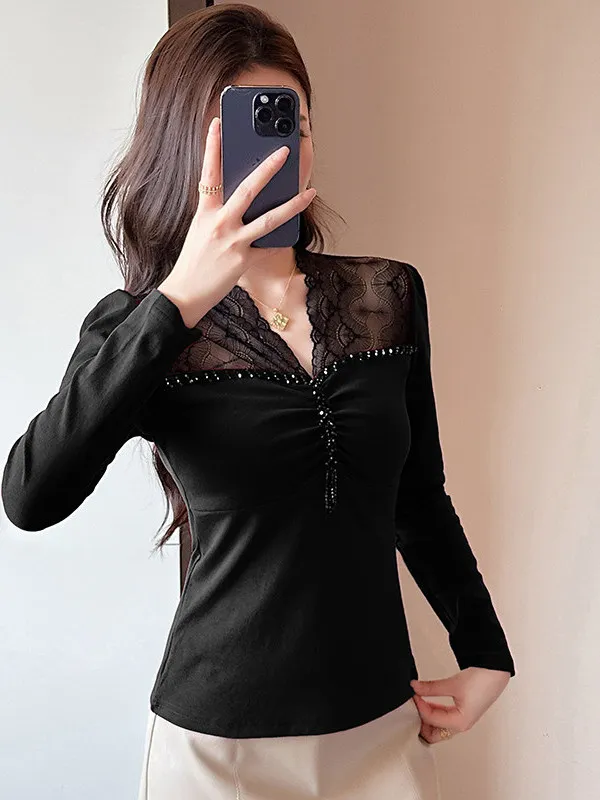 Fashionable Lace Splicing Hollow out Handmade Beading Top Base Shirt Korean Style Commute Wind Autumn Winter New Arrival