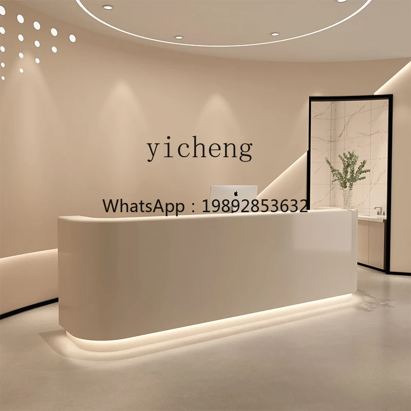 Касса AA, счетчик, простой современный медицинский салон красоты, парикмахерская, магазин одежды, стойка регистрации, бар