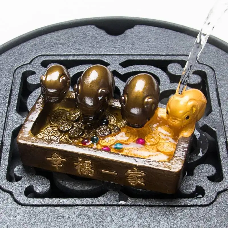 Resin Creative Four Pigs Happy Family Pig Drinking Water Bowl Color-Changing Tea Play Purple Clay Tea Pet Ornament Creative Tea