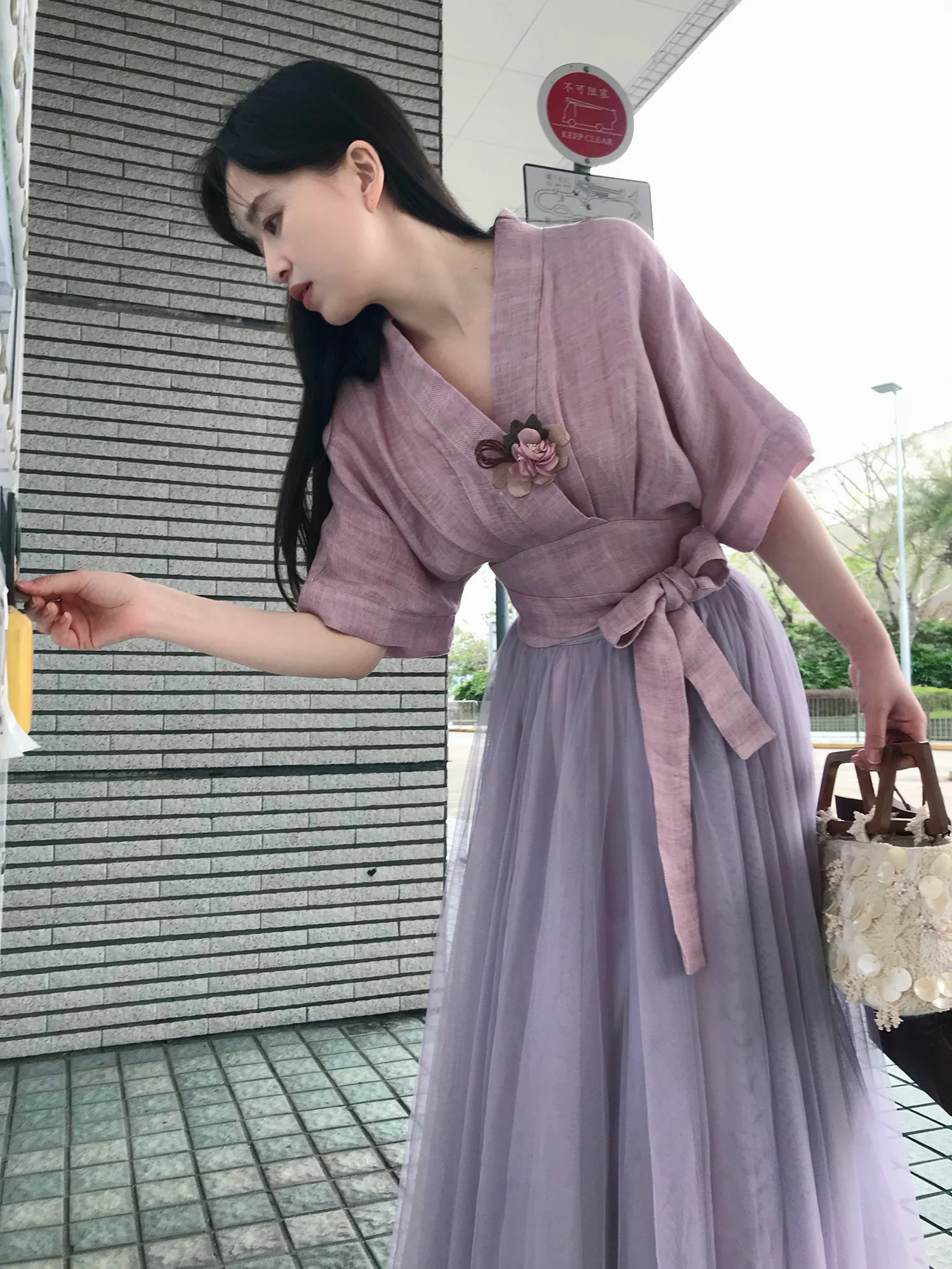 

Purple Chest Flower Texture Shirt Loose Fit Knot Short Sleeve V-Neck Women's Slimming Summer Top with Half Skirt