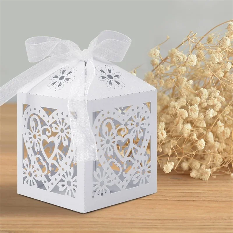 10/50pcs Beautiful white Love Heart Laser Cut Wedding Candy Gift Box for Wedding Favor Birthday Party Bridal Shower with Ribbon