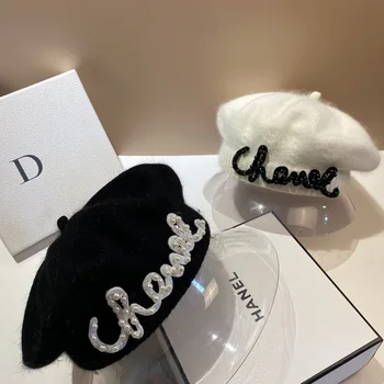 Lüks Moda Mektup Inci Angora Kürk Bere Kadınlar Için Sanatçı Fransız Ressam Şapka Kadın Sıcak Yürüyüş Örme Kap Sekizgen Şapka