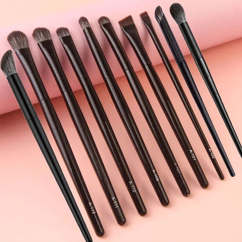 Set di pennelli per trucco professionale in materiale naturale ombretto fondotinta in polvere Blush Contour Shadow strumento di bellezza per trucco misto