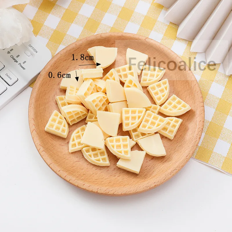 1/6 Scale Dollhouse Miniature Cake Bread DIY Dessert Mini Food for Doll House Kitchen Furniture Accessories