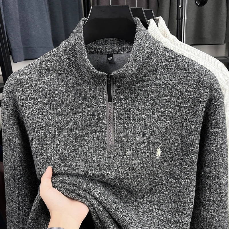 

High end embroidered velvet thickened half zip hoodie for men's winter new warm one-piece velvet stand up collar top