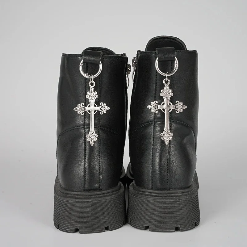 2Pcs Gothic Decorative Flower Cross Silver Metal O-ring Shoe Pendant Punk Boots Detachable Hanging Decoration
