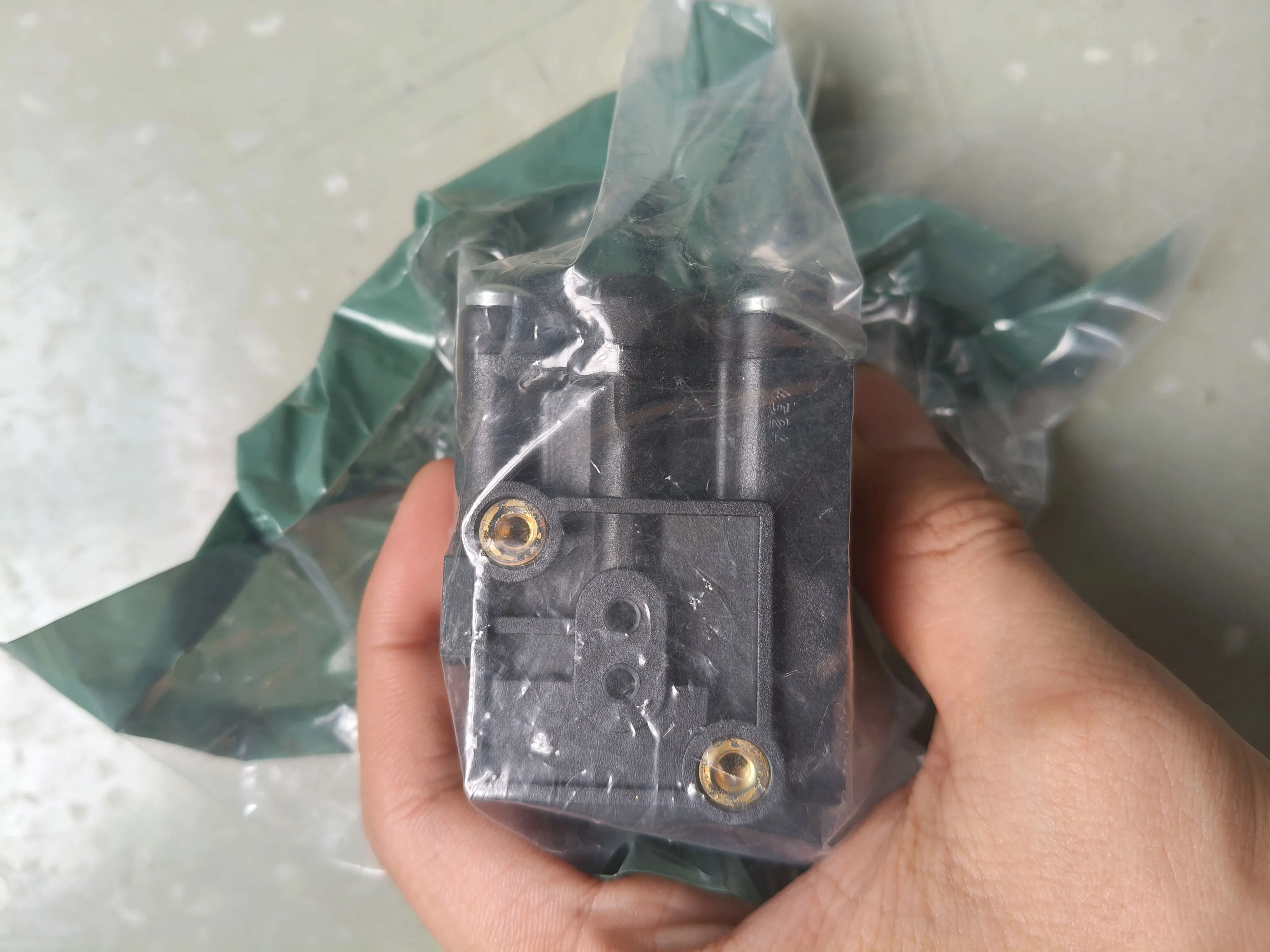 Brand New 1622369480 One Year Warranty ​