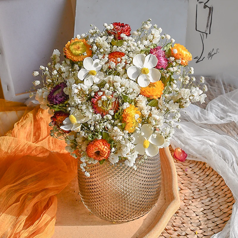 Natural Dried Flower Daisy Dry Straw Chrysanthemum Bouquet Babys Breath Bouquet Luxury Home Floral Arrangements,Wedding Decor