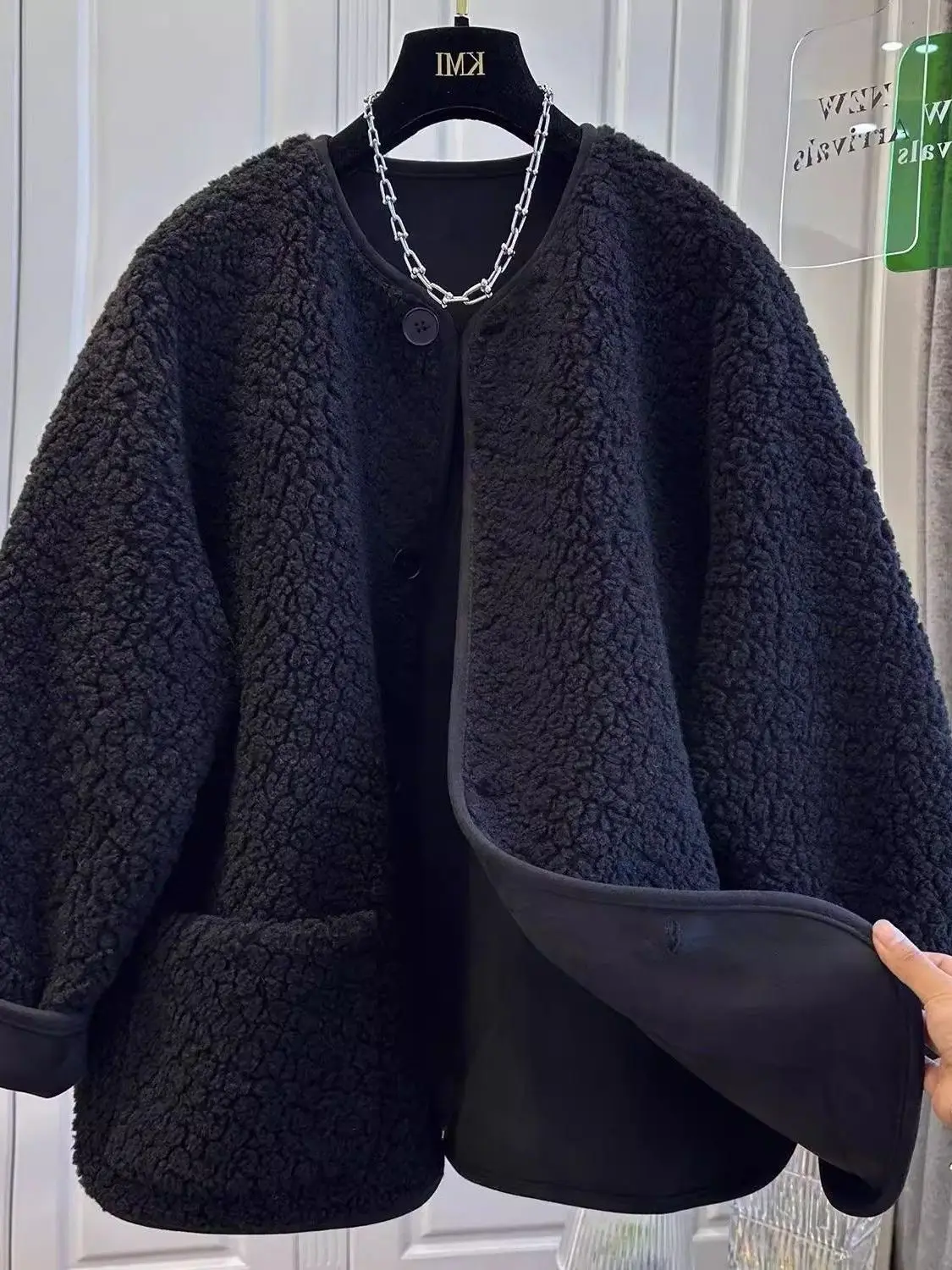 Lamb Fur Jacket Women's Loose Thickened Spring New Style Commute Style round Neck Button Pocket Warmth Inner Material China