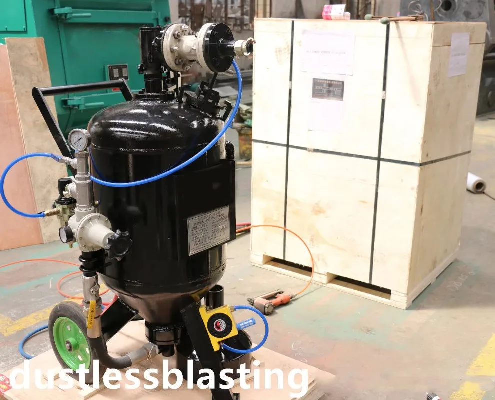 Mini Outdoor Optional Sandblasting Machine Sealed Dustproof Sandblaster Adaptable to Complex Working Sites