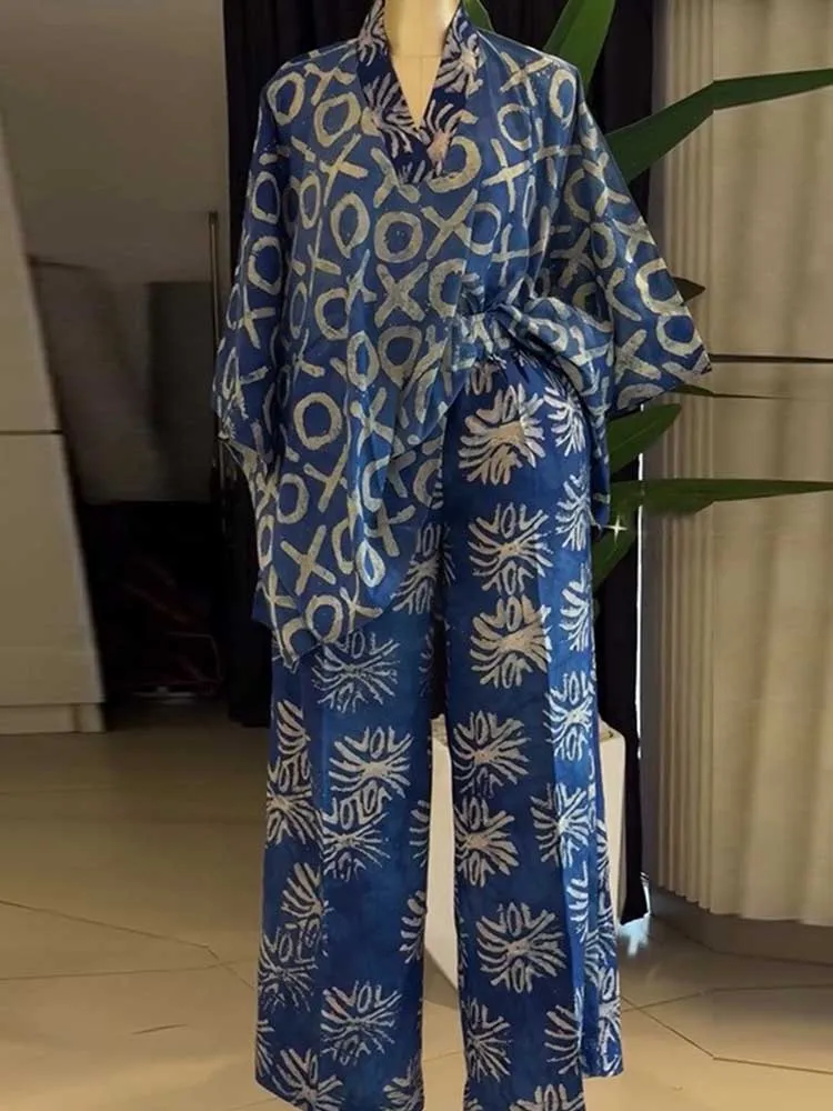 

Elegant Women's Two-piece Pants Set Printed Summer Loose Straight Trouser and V Neck Blouse Set Casual Wholesale Dropshipping