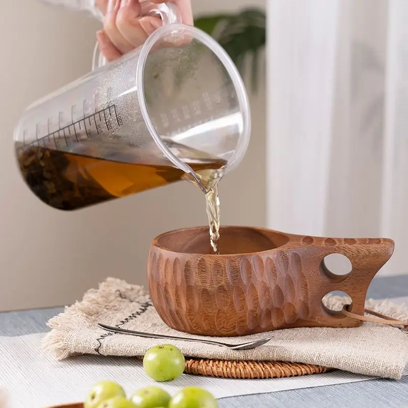 كوب خشبي من فنلندا إبداعي للتخييم في الهواء الطلق والسفر كوب خشبي على الطراز الشمالي مصنوع يدويًا من الحليب والقهوة وأكواب البيرة