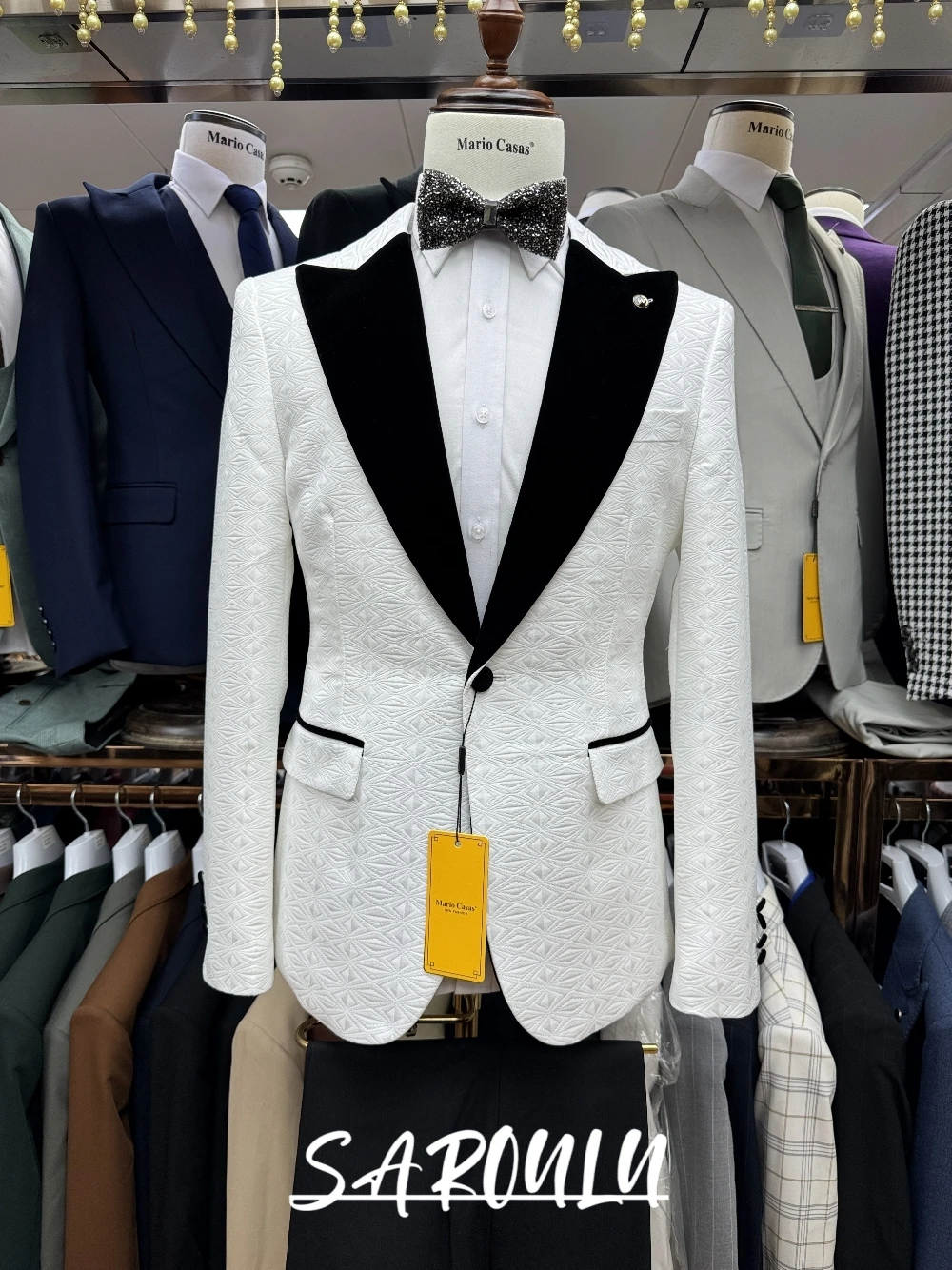

Premium 2-pieces Men's White Embroidered Pattern Tuxedo Suit Set, Chic Black Velvet Lapel For Formal Events, Classy Groom Wear