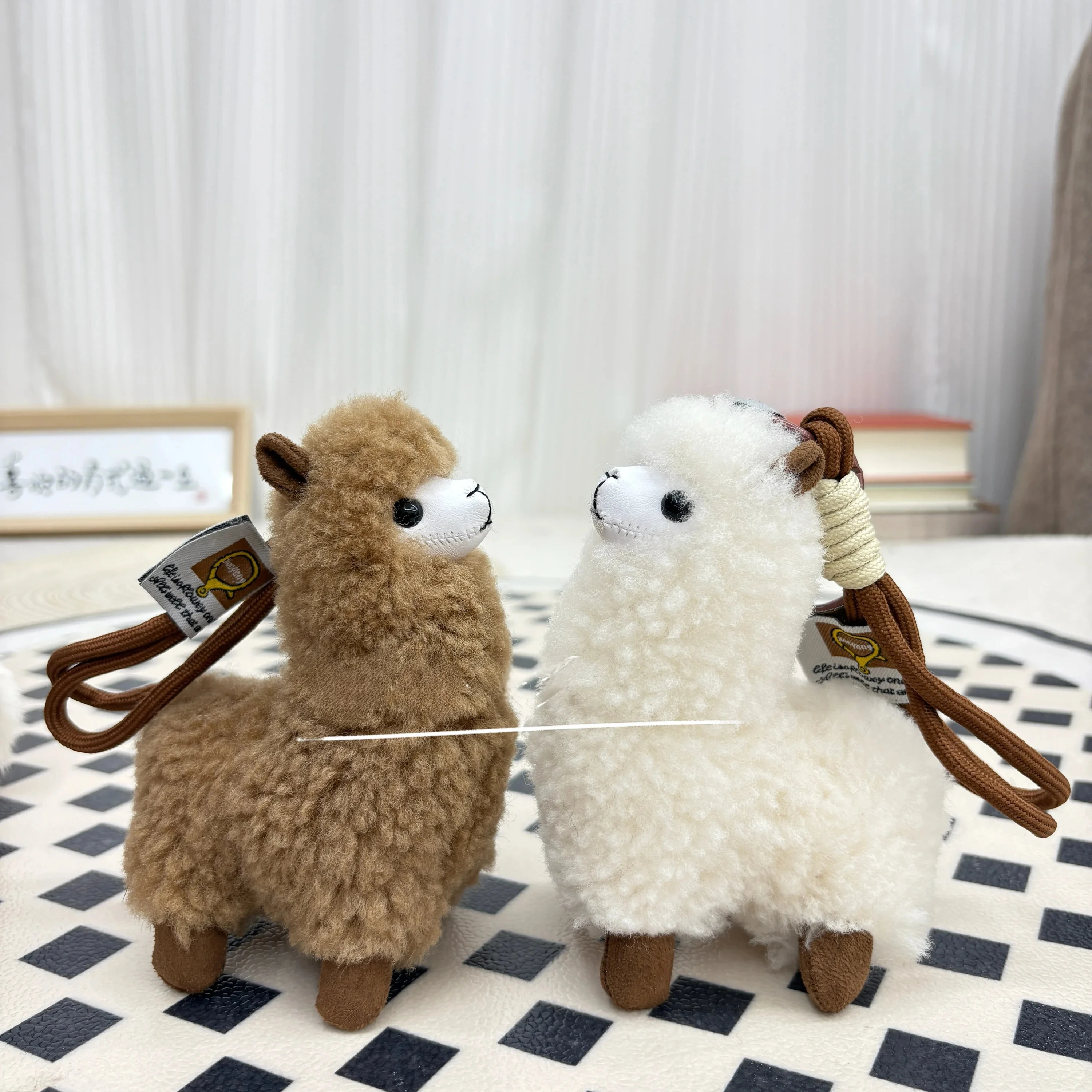 Cute Real Wool Keychain Hanging Ornament Small Llama Bag Charm Birthday Gift Plush Doll Toy Sheep Woolen Accessories