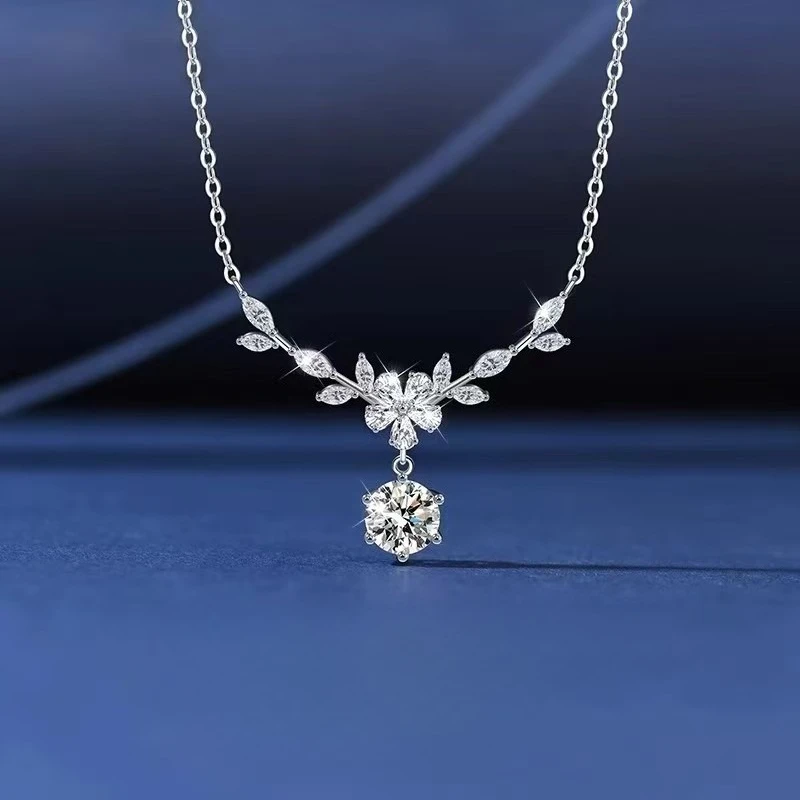 Neue Halskette aus 925er-Sterlingsilber, Moissanit-Blätter-Anhänger für Frauen, edler Hochzeitsschmuck, feine Modeaccessoires, Party-Geschenk