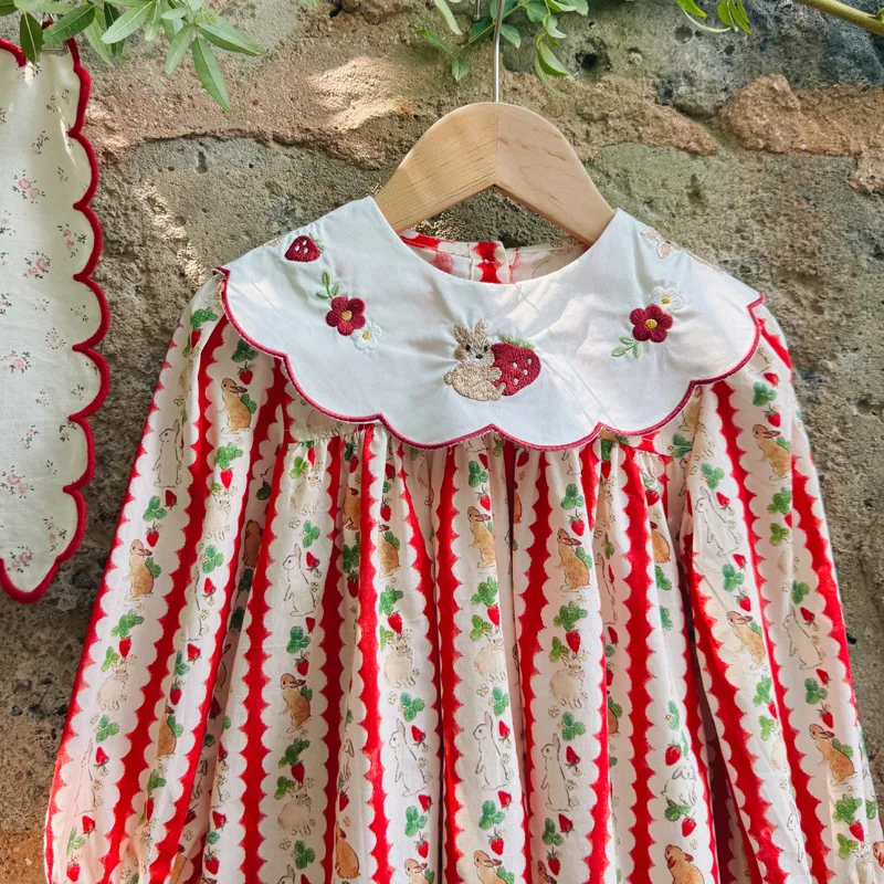 

2025Autumn New Floral Collar Rabbit Embroidered Girls' Long Sleeve Sweet Princess Dress