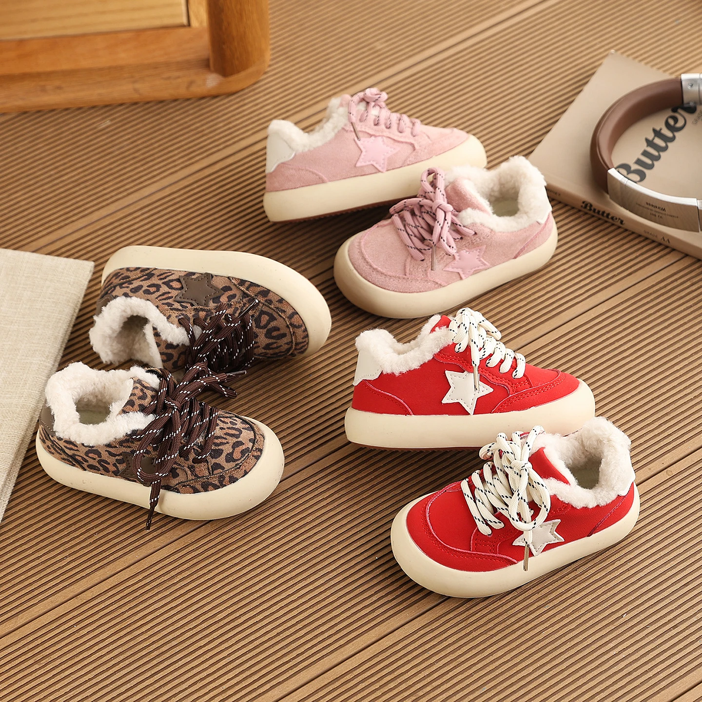 

2025 Children Sports Shoes Winter Warm Plush Comfortable Outdoor Cotton Shoes Fashion Anti Slip Girls Boys Casual Shoes Sneakers