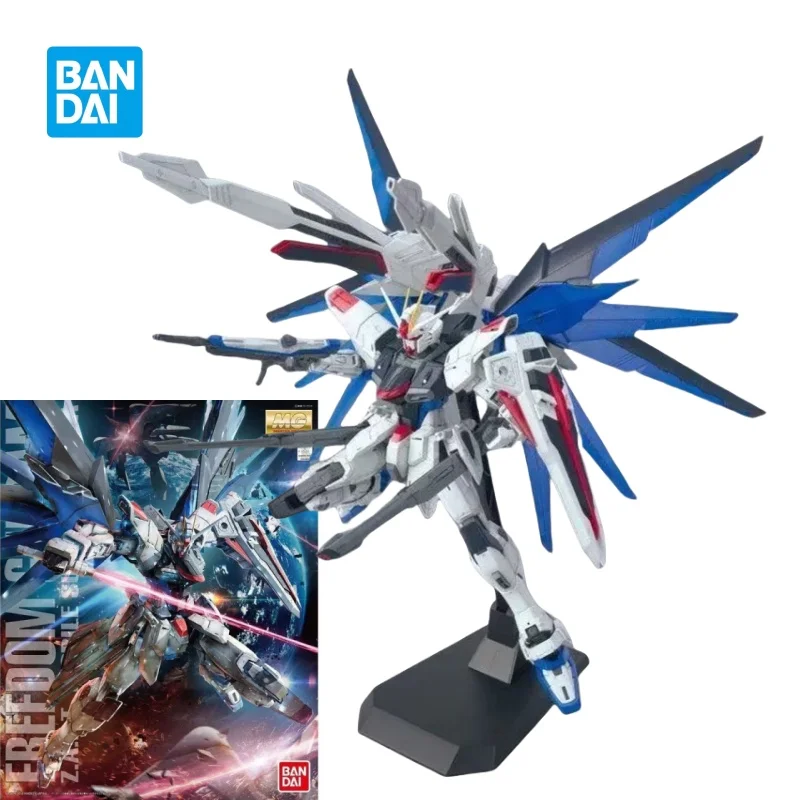 

Genuine Bandai Freedom Gundam Assembly Model 1/100 MG Freedom SEED Action Figure Desktop Decoration Collection Ornament Toy Gift