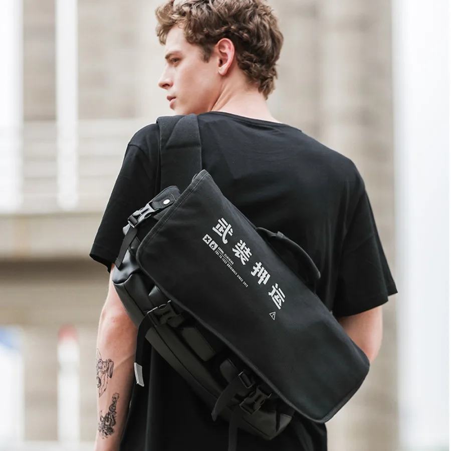 

【New style】Escort -body bag men's riding armed mailman bag student schoolbag sports function dead flying fashion brand shoulder