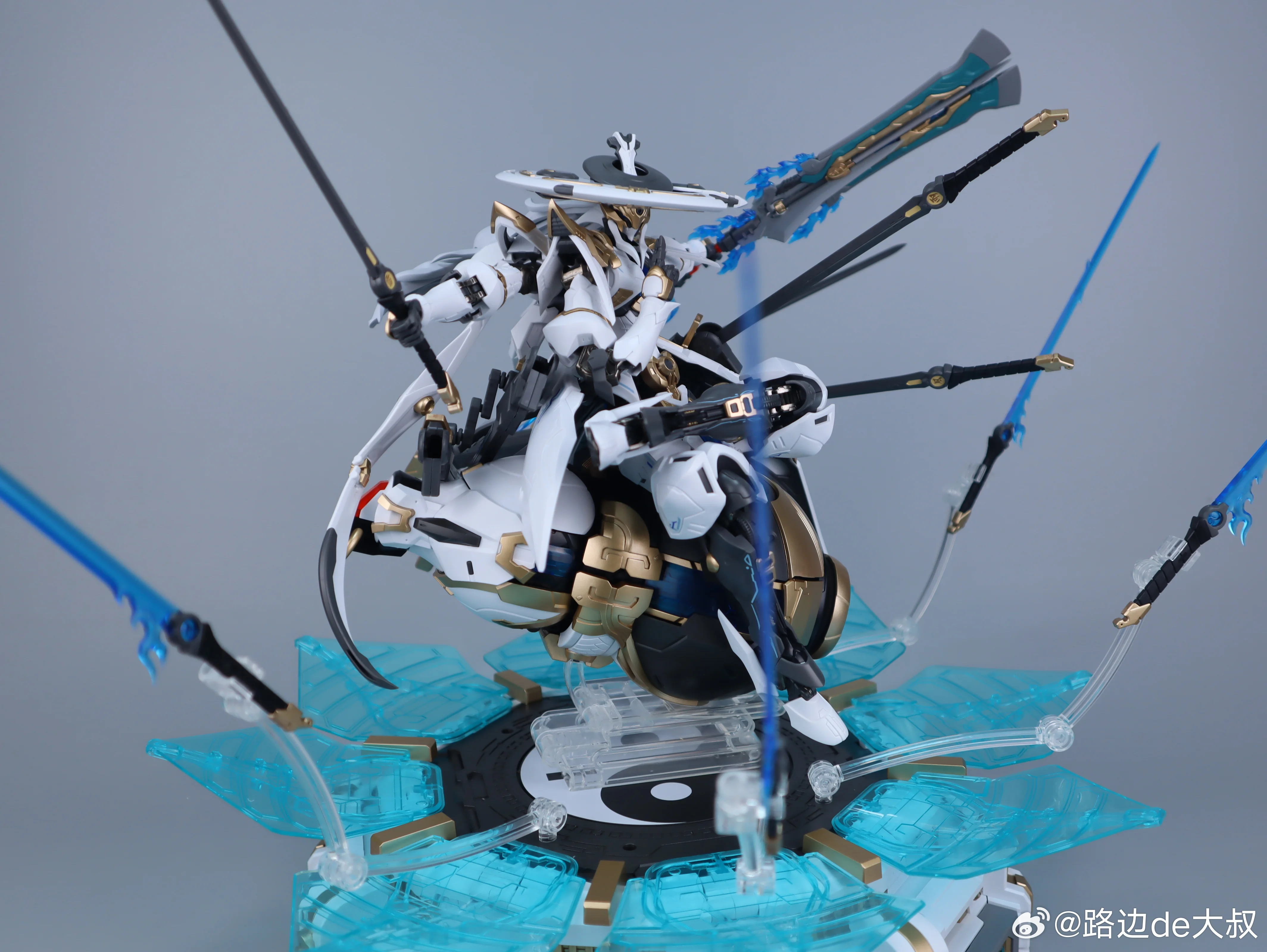 SUNDAY HOBBY Xiao Yao Zi Mechaniczny Tykwa 1/100 22cm Model do Składania ze Stopu z Szkieletem i Kolekcjonerską Zabawką Robotem