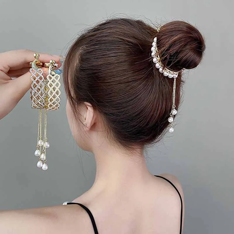 Korean Rhinestone Tassel Pearl Hair Claws Bun Hair Clip Crab Women Barrettes Ponytail Holder Hairpins Fashion Hair Accessories