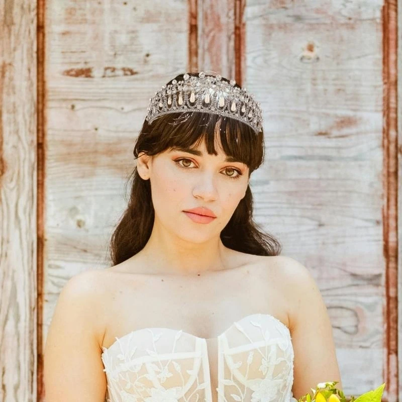

Luxurious Headbands for Girls Queen Headpiece Hairband Elegant Wedding Gifts