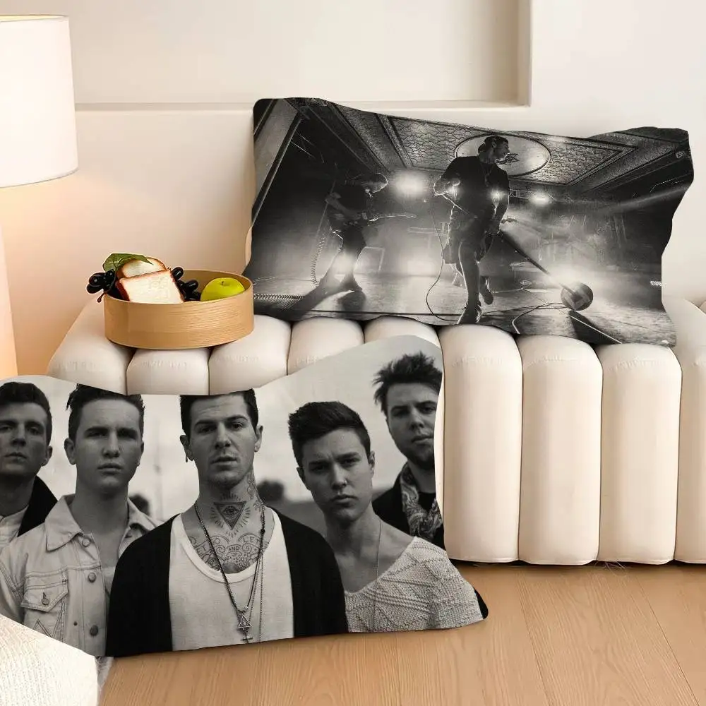Alternative Rock N-Neighbourhood Quick-Drying Polyester Pillowcase, Non-Slip, With a Secure Design New Style Anti-Scalp Oil Tie.