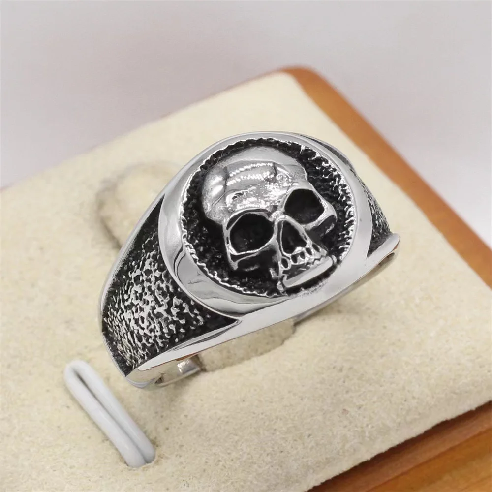 European and n character retro man skull man stainless steel ring