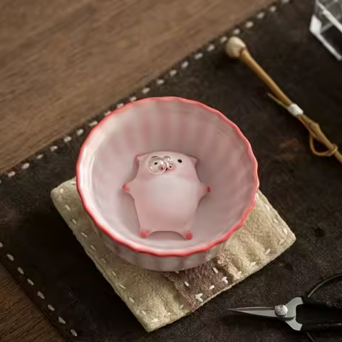 Cartoon Ceramic Tea Cup Little Pig Spit Bubbles Under Bottom Funny Teacup Porcelain Water Cups Mug
