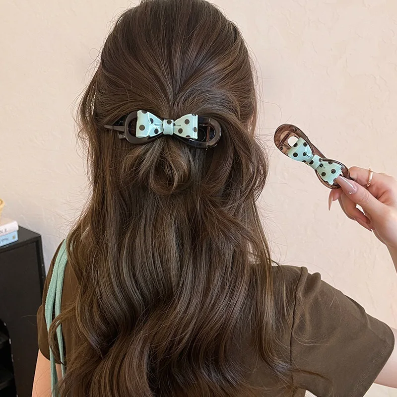 Fresh Light Green Polka‑Dot Bow Twisted Hair Clip, Gentle Playful Daily Aesthetic Hair Accessories
