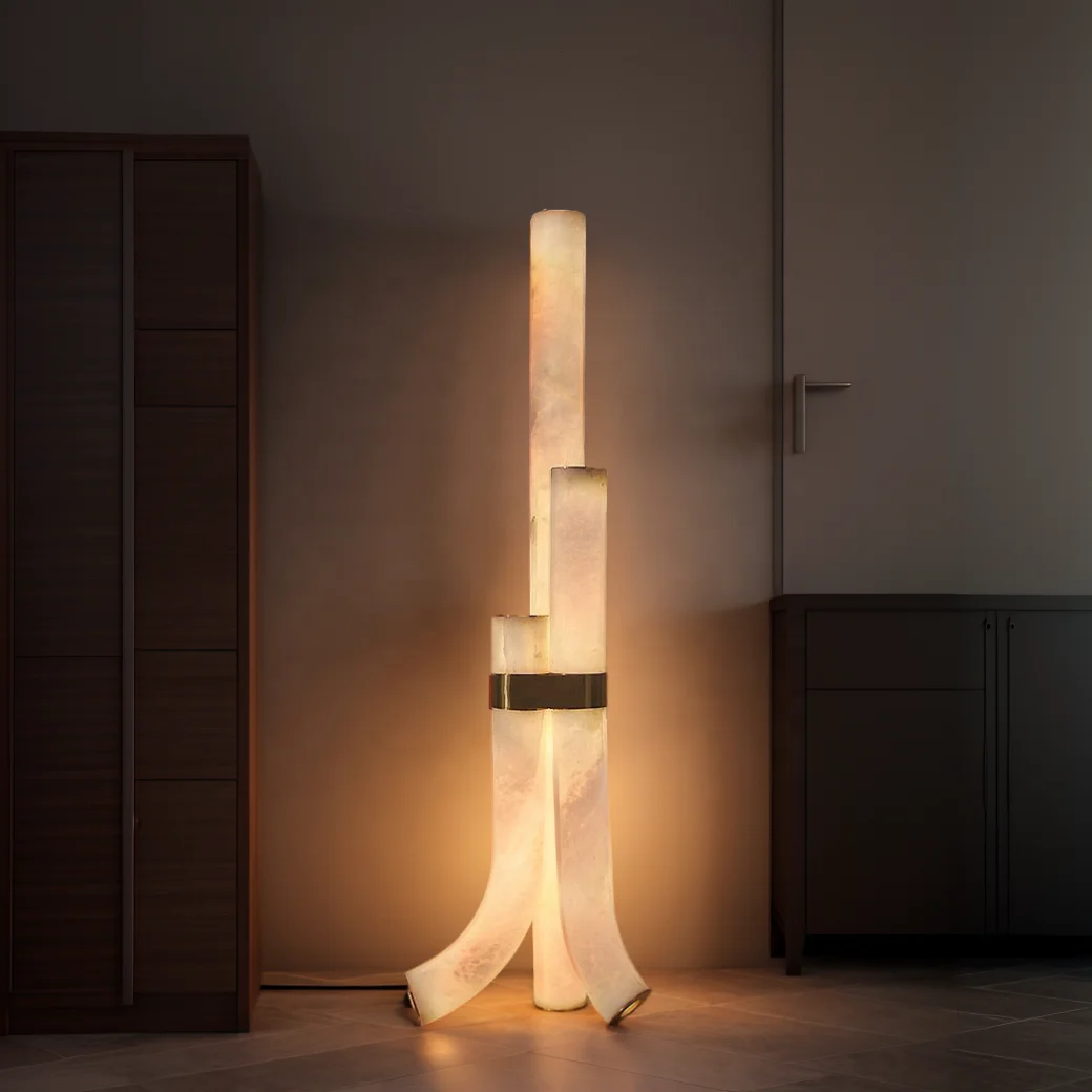 مصباح أرضي مرمر حديث من النحاس الشمالي الفاخر بثلاثة أسطوانات مصباح محطة رخامية لغرفة المعيشة في مطبخ الفندق