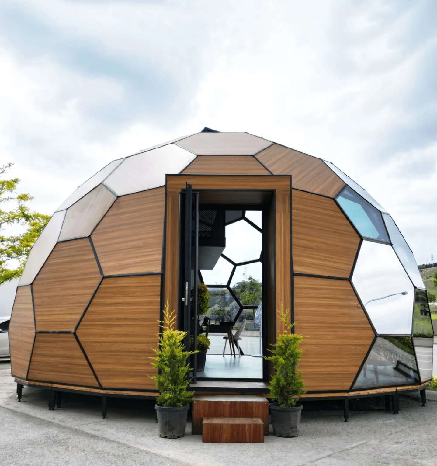 6M Diameter Wood Grain Panel Dome Tent  Luxury Geodesic Glass Dome Tent Durable Micro Dome House