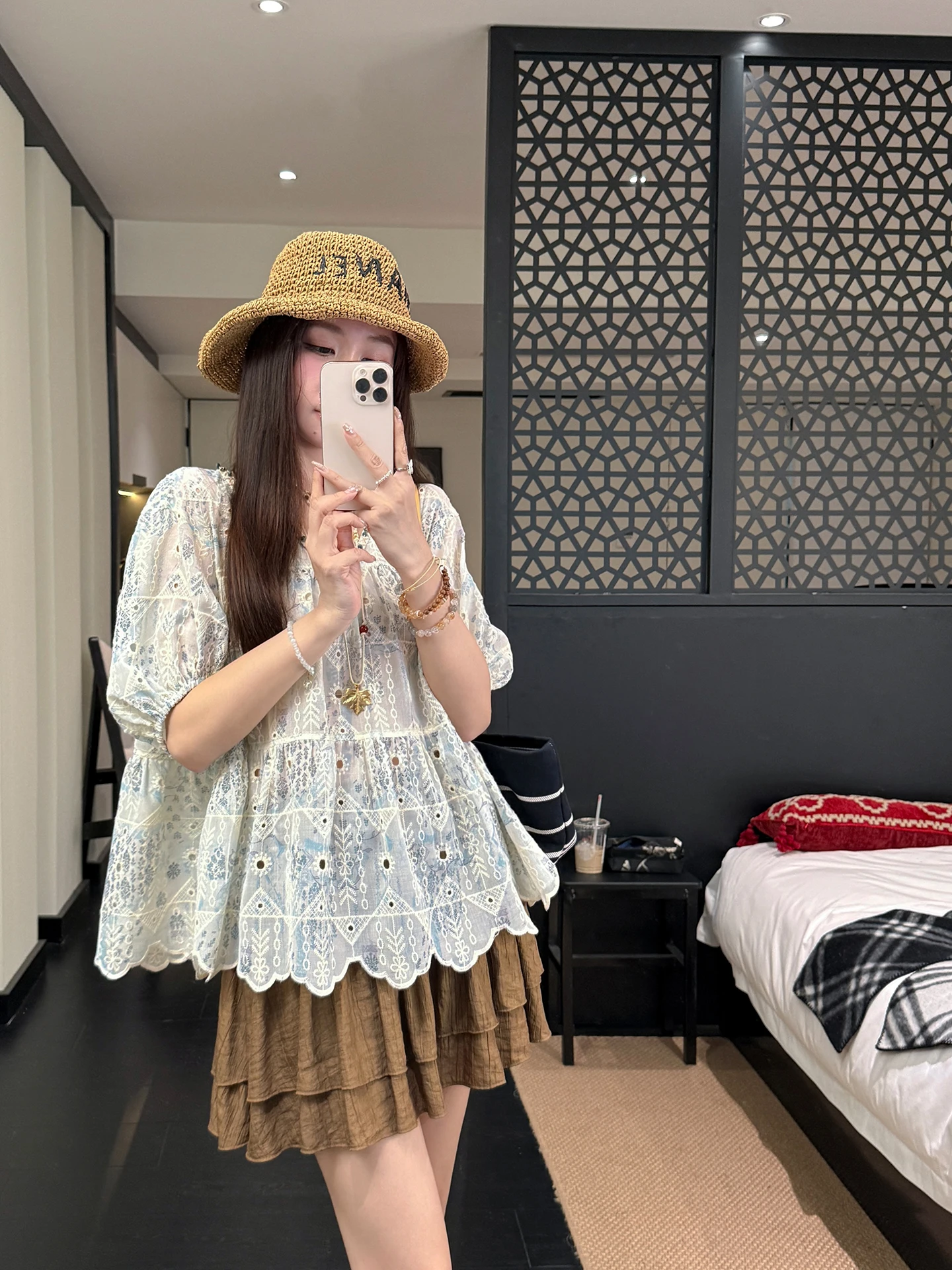 

Синяя блузка с вырезами и вставками, летняя коллекция ZSS, свободный крой, корейский стиль, женская модная кружевная блузка из тюля