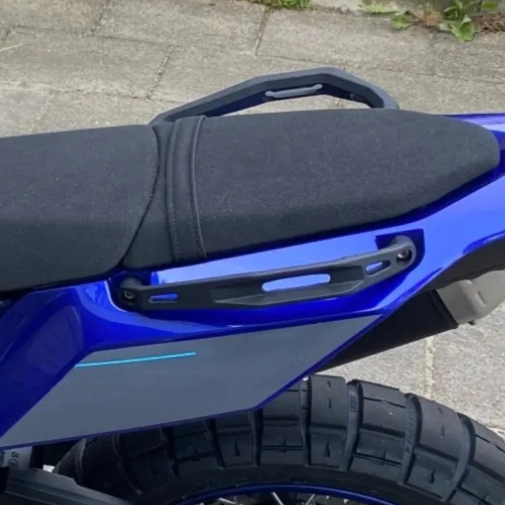 

Tenere700 XT700Z 2023 Rear Grab Handle Seat Hand Handle Grab Bar Rail For Yamaha Tenere 700 2019-2024 Motorcycle Accessories