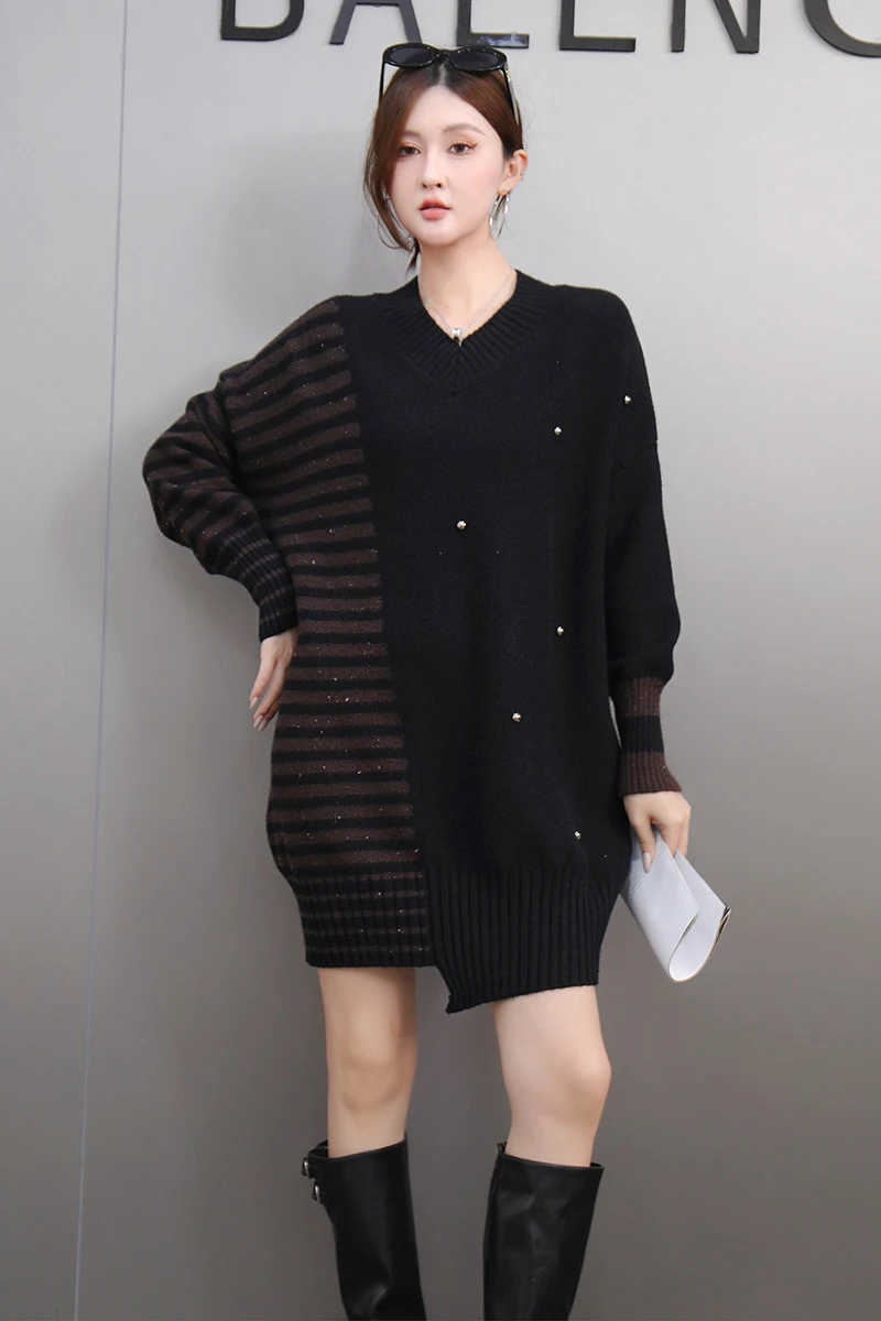 2024 Autumn Winter New Elegant V Neck Striped Sweater Loose Long Sleeve Thick Warm Knitted Sweater Women J616