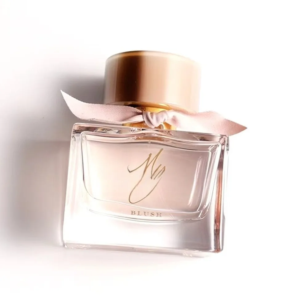 

Luxury Women's Eau De Parfum Designer 90ml Fresh Floral Fruity Notes Long Lasting Fragrance for Gifting and Daily Office Use