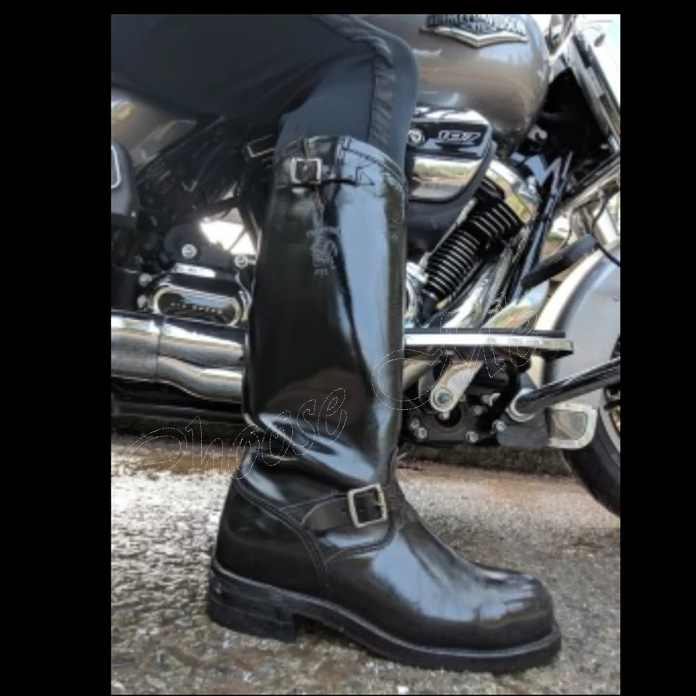 

Black Side Buckle Decor Men's Knight's Boots Patent Leather Round Toe Knee High Shoes for Men Shoes Zapatos Para Hombres