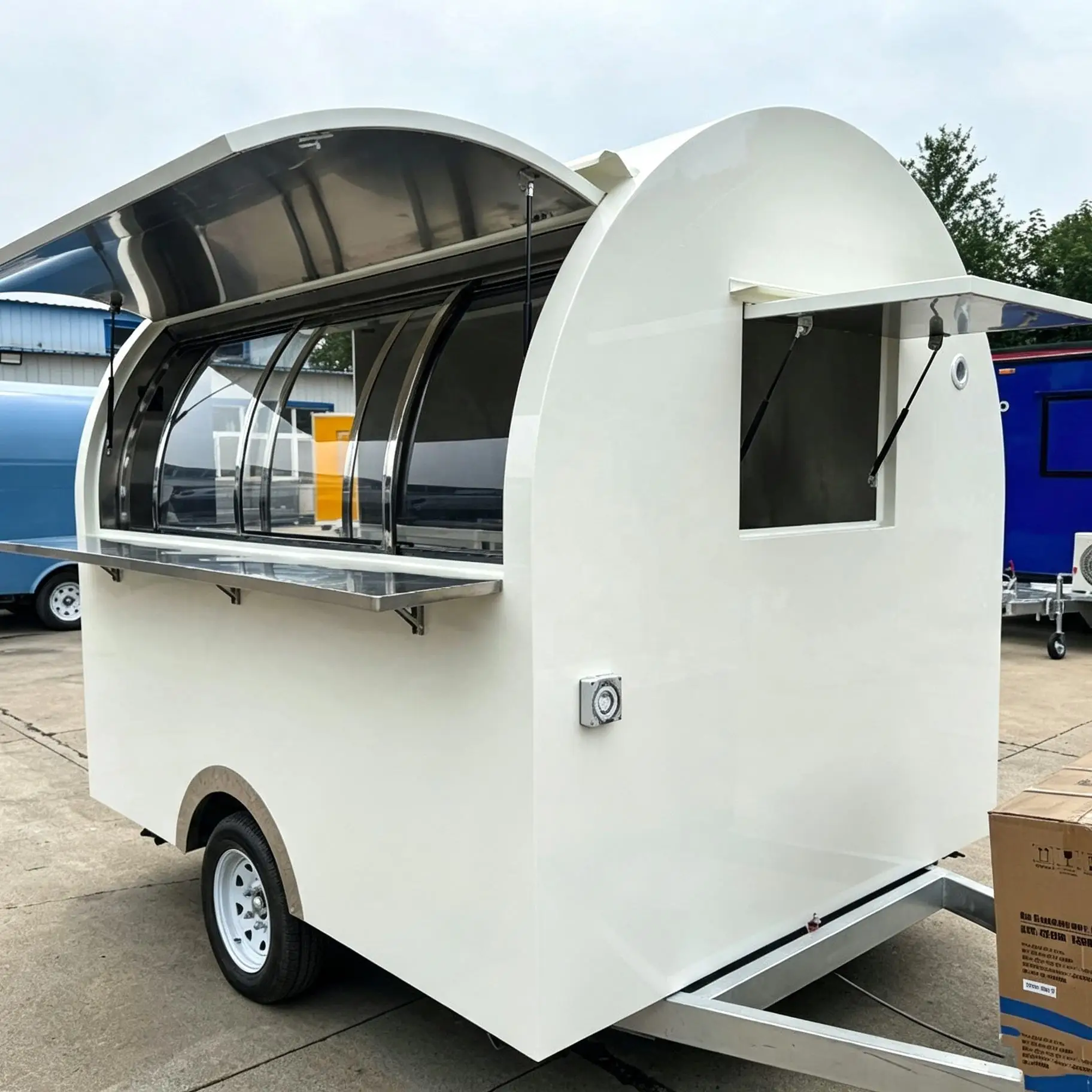 Single Axle Food Trailer Compact Curved Mobile Kiosk Truck Sliding Service Window Hotdog Snack Food Rust Resistant Stainless
