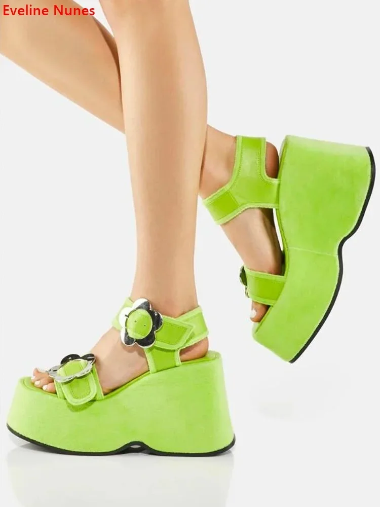 Green Daisy Buckle Sandals New Women\'s Summer Platform Round Toe Fashion Comfortable Good Quality Beautiful Sweet Shoes Designer