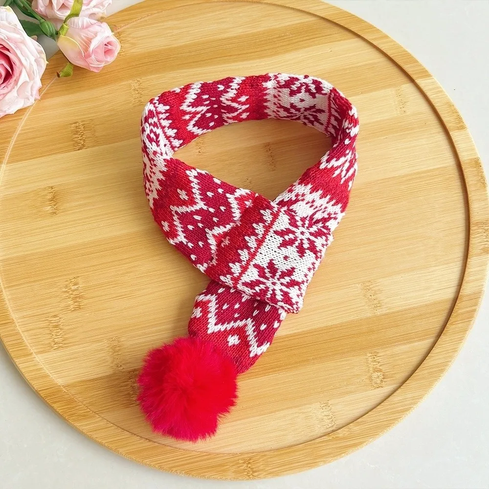 Cozy Christmas Dog Scarf Collar Warm Red Green Dog Bandana Scarf Festival Adjustable Small Dog Accessories for Small Dogs