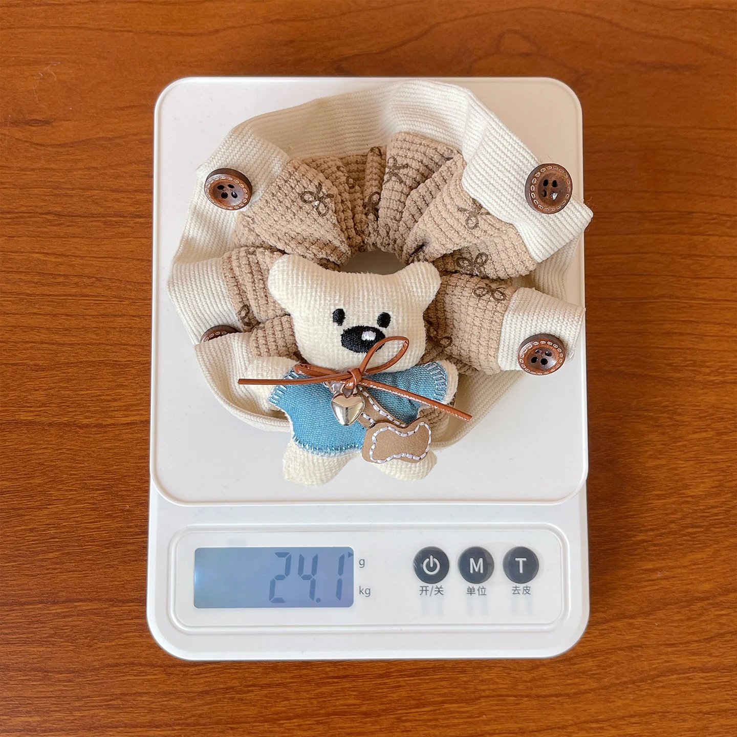 2026 Koreanischer Winter Vintage Stoff-Haargummi für Frauen und Mädchen, Cartoon-Bär, Katze, Erdbeerkuchen, Puppe, Schleife, elastische Haarband-Geschenkidee – Detail 5