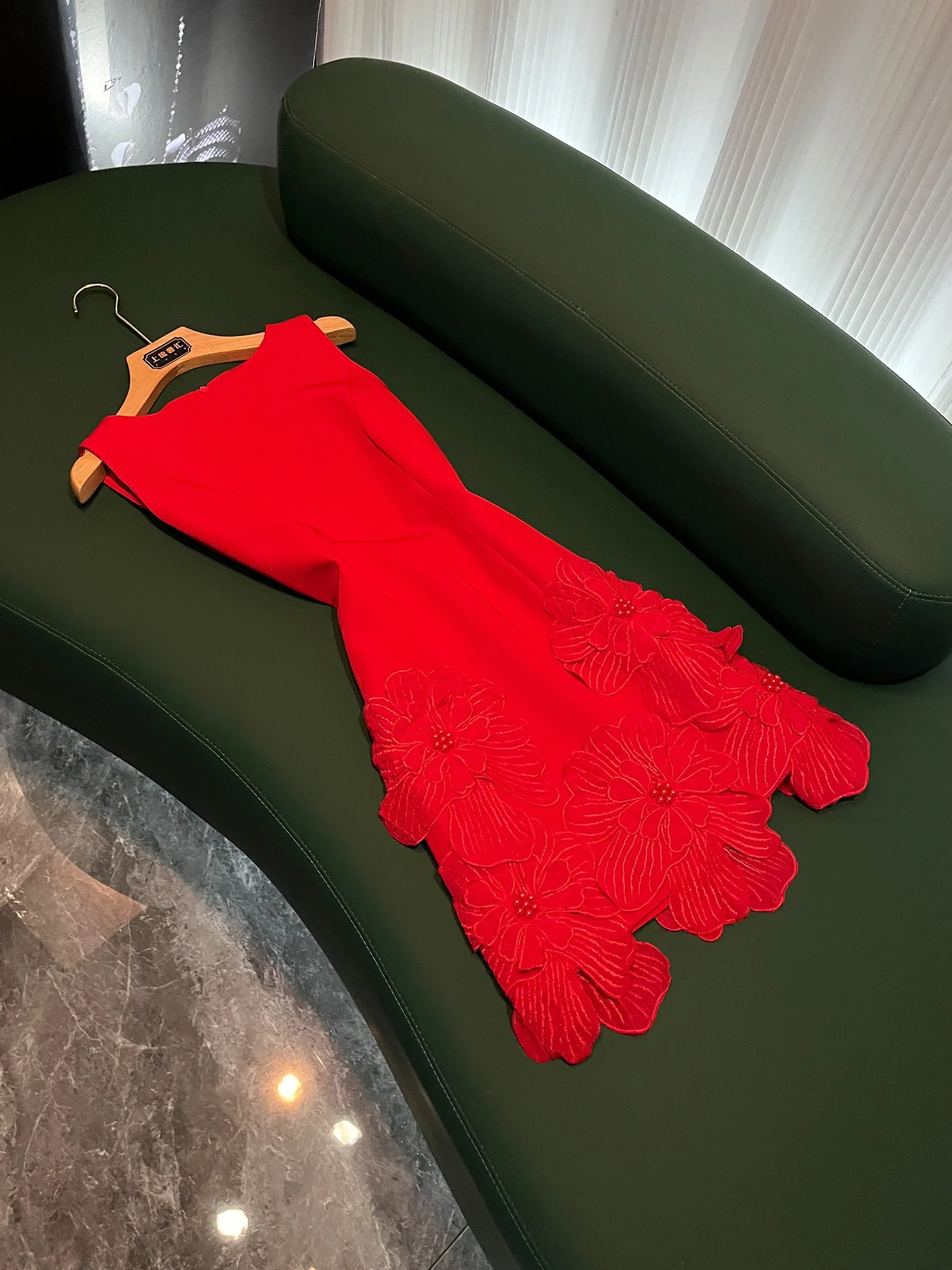 

Элегантное красное платье А-силуэта без рукавов для женщин, с плиссированной юбкой и цветочным принтом, повседневное летнее модное платье P332