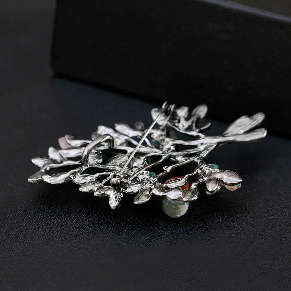 New Vintage Flower Pearl Brooches Pins Christmas Tree Brooch Natural Colored Stone Corsage Unisex Fashion Brooch Jewelry