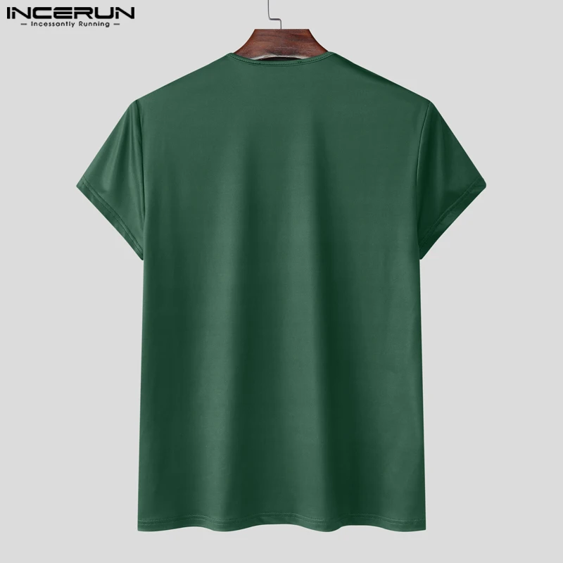 INCERUN الرجال تي شيرت الطباعة الجوف خارج الخامس الرقبة قصيرة الأكمام الذكور المحملة القمم الصيف الشارع الشهير 2025 موضة ملابس الرجال غير رسمية