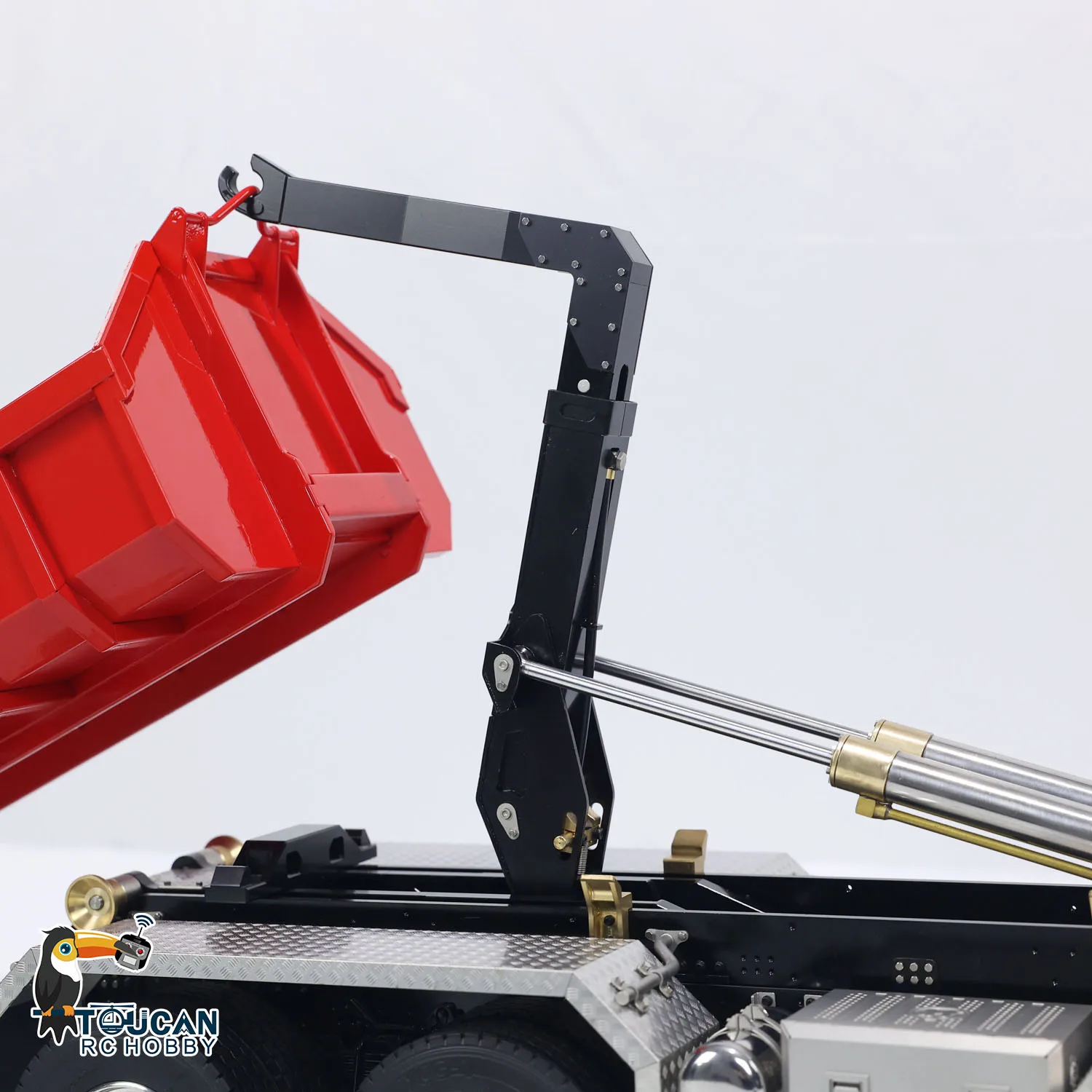 

1/14 Hydraulic Full RC Dump Truck 8x8 Roll on off Dumper Tipper 3-speed Transmission Differential Lock Axles Light Sound Trucks