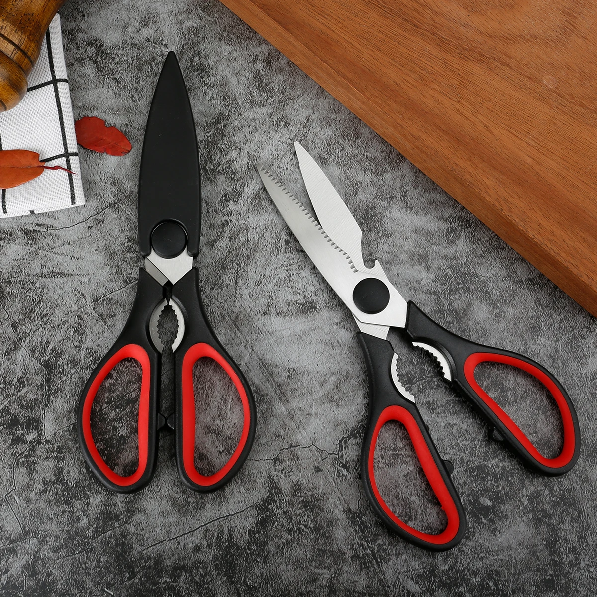Multifunctional chicken and fish bone scissors, home refrigerator scissors, bottle cutting scissors, kitchen scissors