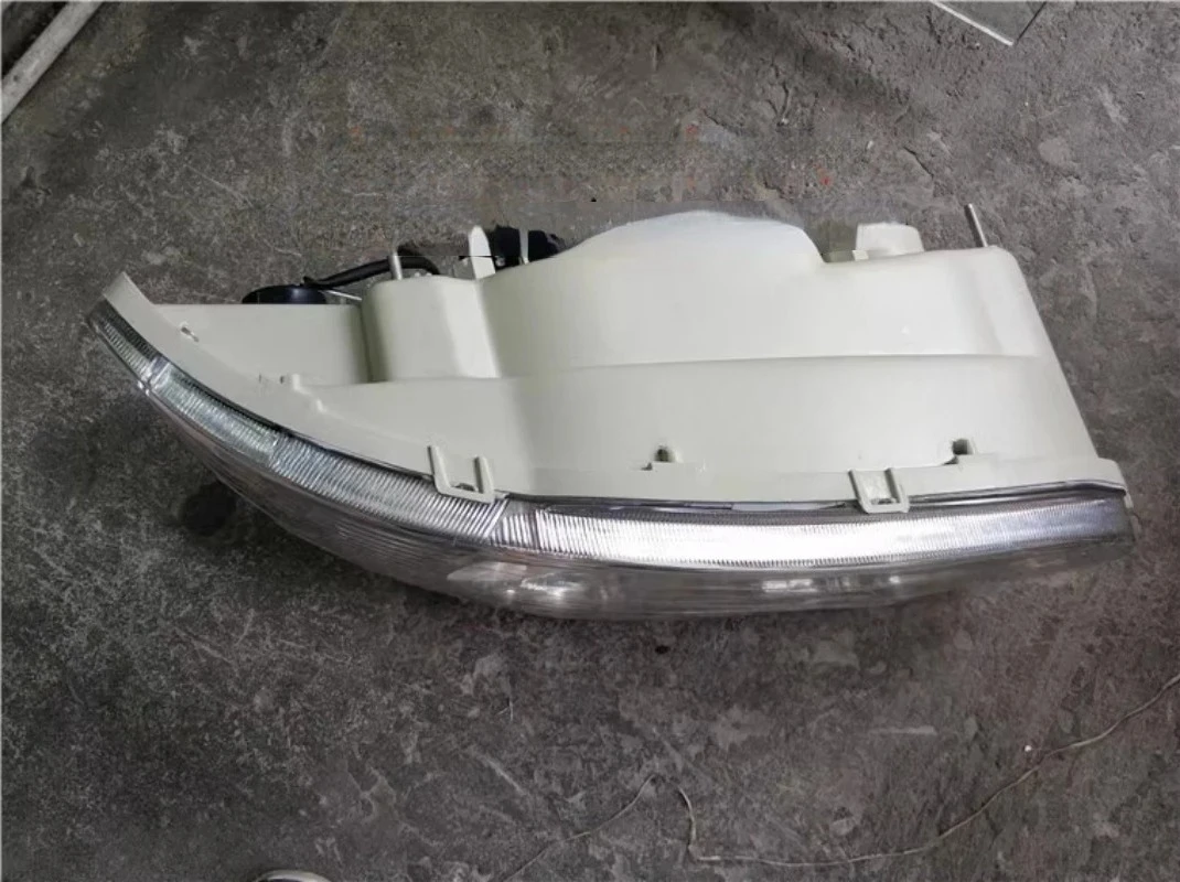 Original Factory Genuine Goods Applicable to  Bus Original Headlight Headlight Assembly