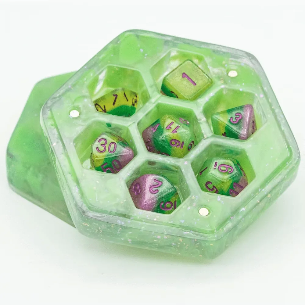 Resin Hexagon Dice Case, Storage Box, for 1 Set of 16mm Dice, Dice Holder, Resin Chest with Magnetic Lid, For Tabletop Games